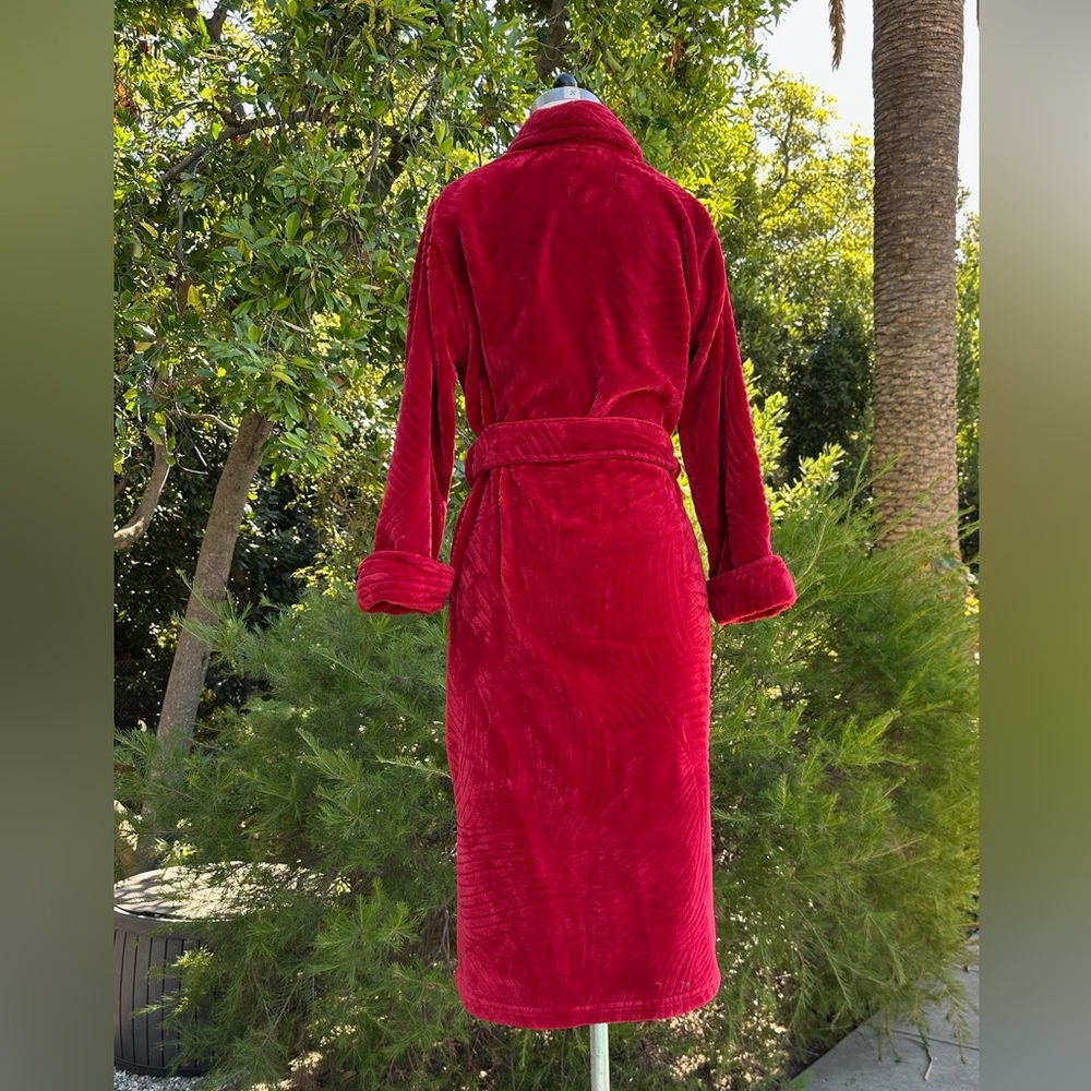 Natori "Embossed Waves" plush midi wrap robe - size S - Picture 4 of 4